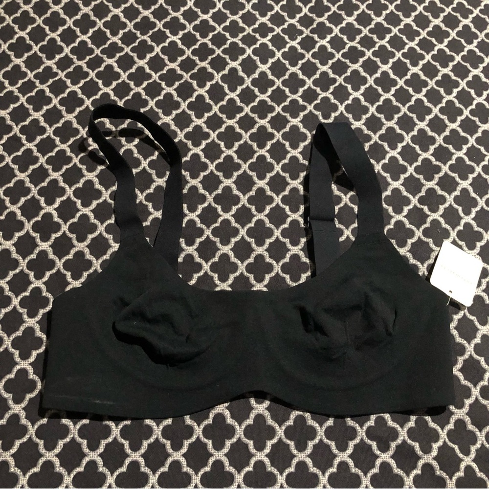FREE PEOPLE Intimately Black Soft Bra Size Small T20